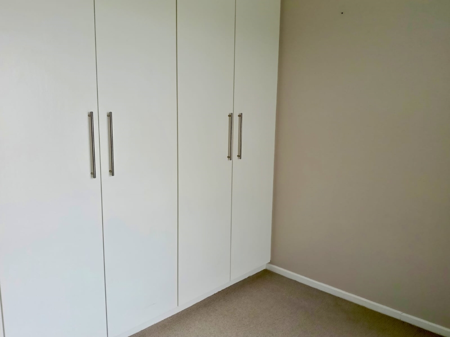 To Let 3 Bedroom Property for Rent in Sandbaai Western Cape